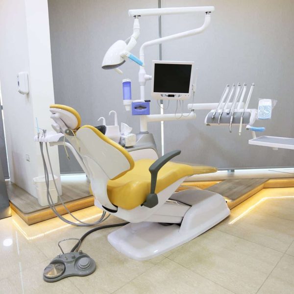 advanced dental center choueifat aley district