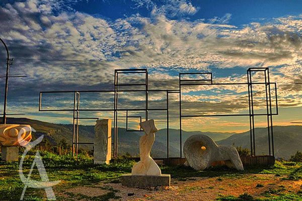 aley-symposium-statues-lebanon-sunset