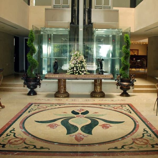 city suite aley lobby-entrance7