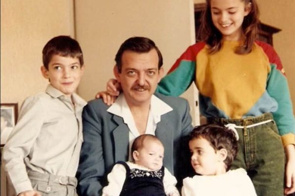 1984 - Faisal Arslan with his children - Adel, Mada, Ghina and Diala.