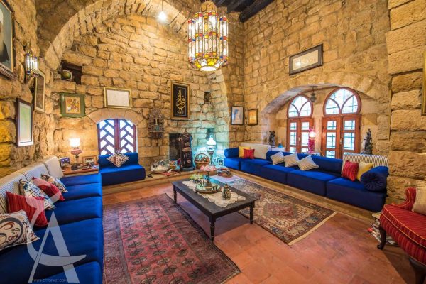 sami-makarem-cultural-cemter-aytat-lebanon