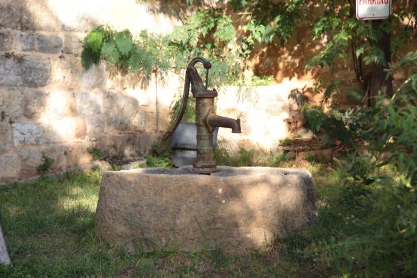 water pump sami makarem cultural center