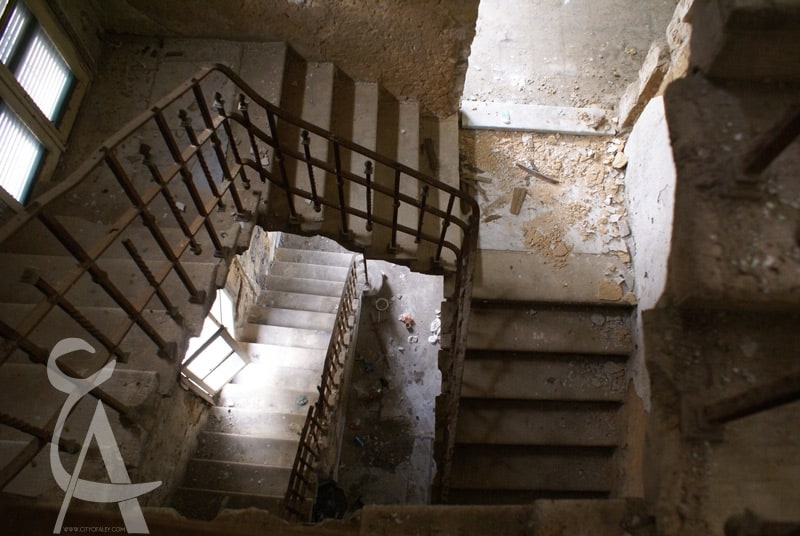 hotel-windsor-aley-view-stairs